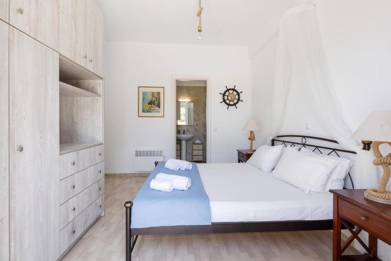 Cycladic Villa With Sea View! Ioulis Extérieur photo